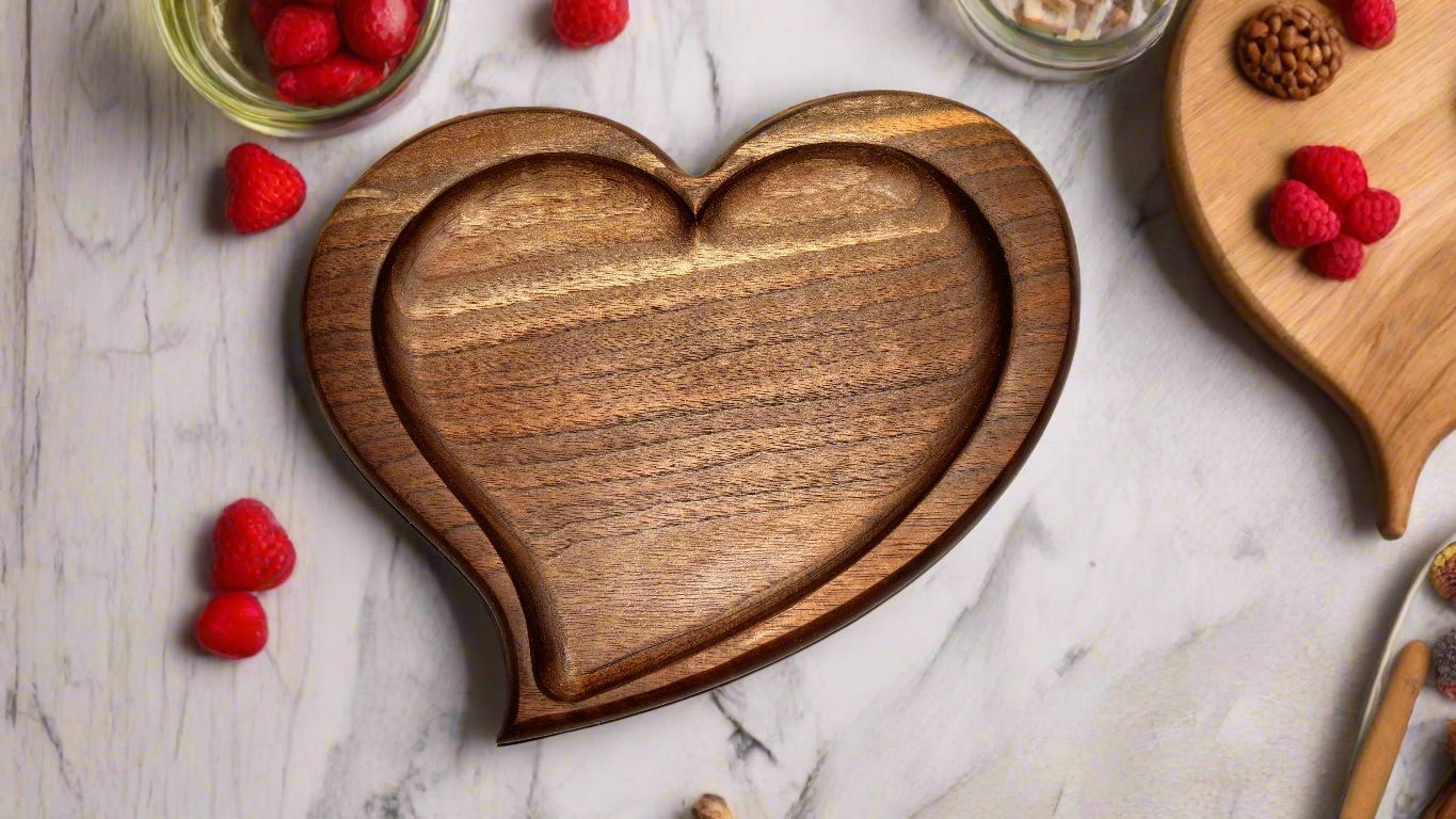 Heart catch all tray